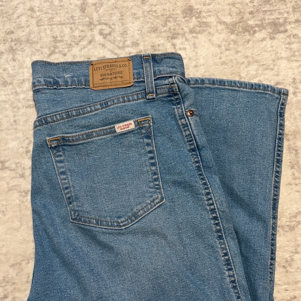 Levi’s High Rise Jeans
